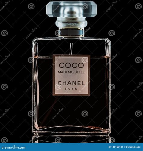 chanelle perfume bottle